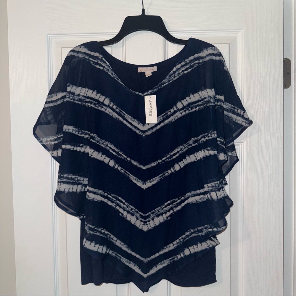 NWT Dress Barn Women’s Blue Short Sleeve Blouse Top Size Medium